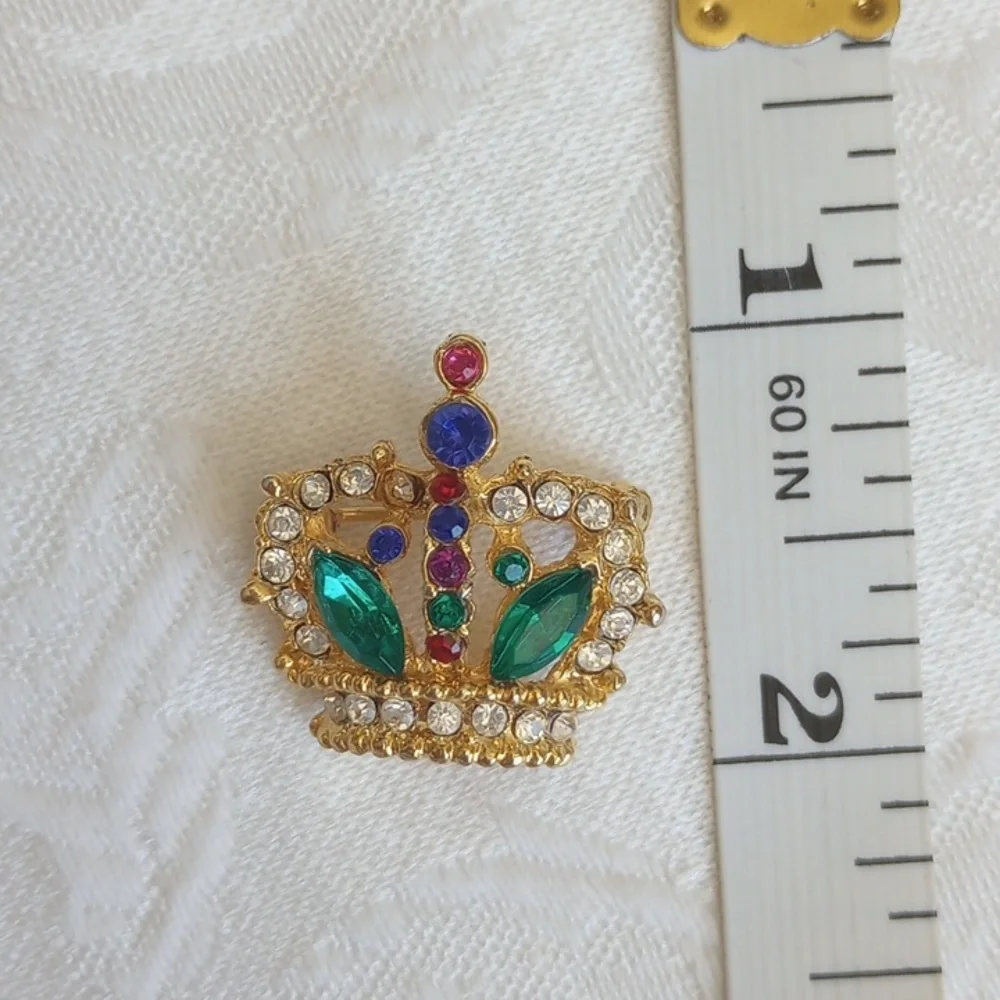 Royal Crown Gemstone Colored Rhinestone Brooch pin 1980’s